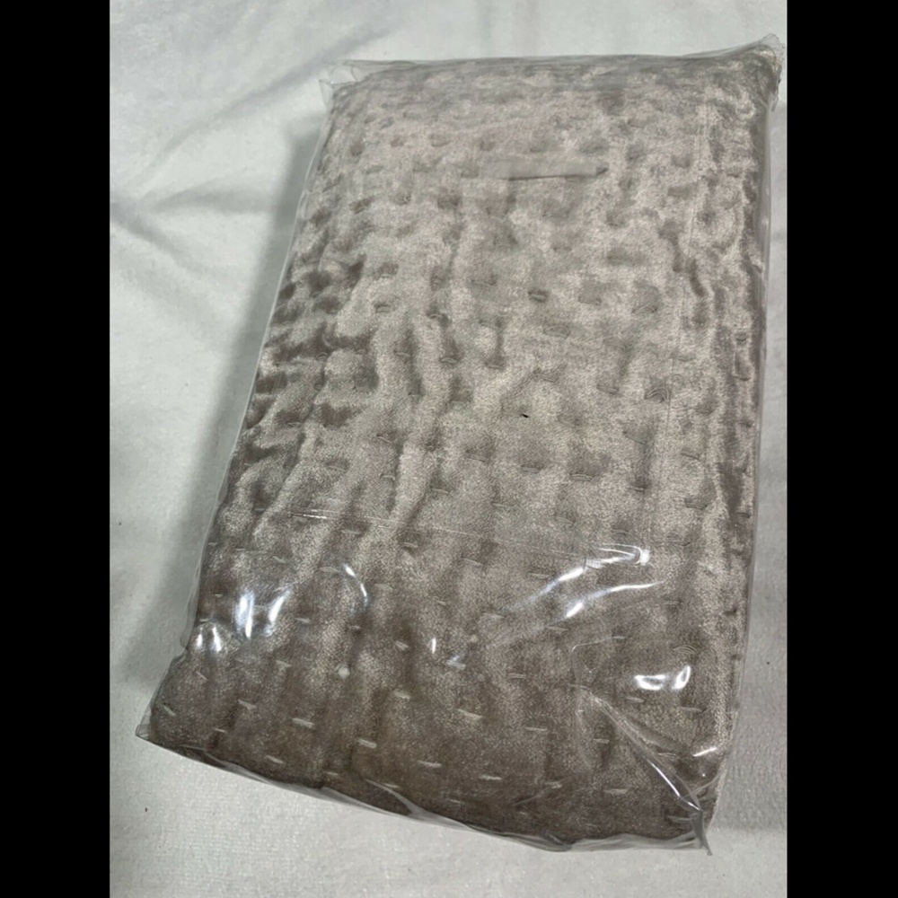 NEW Hotel Collection‎ Velvet Quilted (1 ) Standard Pillow Case Sham